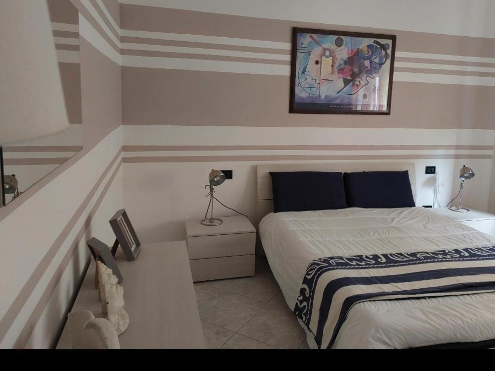Apartament Casa T.U.A. Sale Marasino Zewnętrze zdjęcie